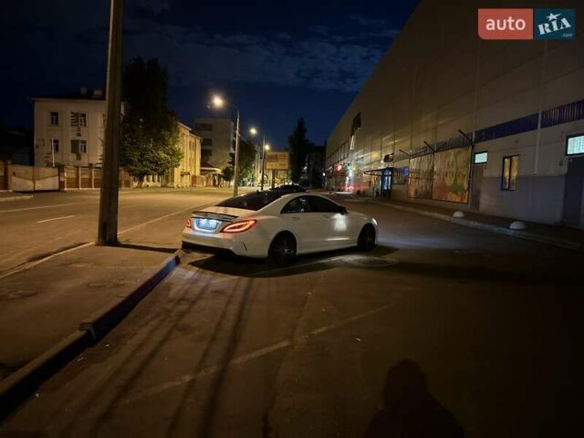 Белый Мерседес ЦЛС-Класс, объемом двигателя 2.99 л и пробегом 210 тыс. км за 20750 $, фото 1 на Automoto.ua