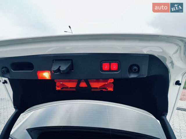 Белый Мерседес ЦЛС-Класс, объемом двигателя 2.99 л и пробегом 66 тыс. км за 35999 $, фото 56 на Automoto.ua