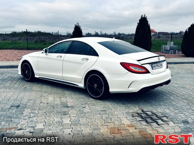 Белый Мерседес ЦЛС-Класс, объемом двигателя 3 л и пробегом 66 тыс. км за 35999 $, фото 4 на Automoto.ua