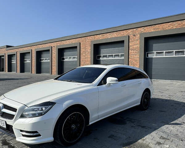 Білий Мерседес ЦЛС-Клас, об'ємом двигуна 3 л та пробігом 241 тис. км за 16300 $, фото 2 на Automoto.ua