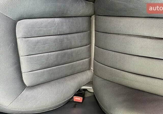 Мерседес ЦЛС-Класс 2014 в Киеве на Automoto.ua Белый Мерседес ЦЛС-Класс, объемом двигателя 2.14 л и пробегом 162 тыс. км за 18500 $, фото 32 на Automoto.ua