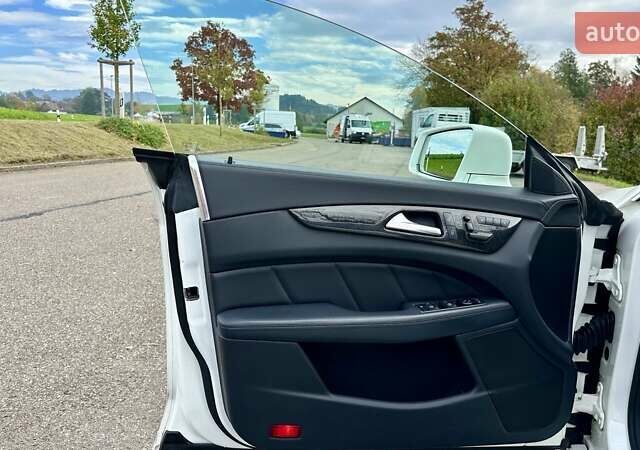 Мерседес ЦЛС-Класс 2014 в Киеве на Automoto.ua Белый Мерседес ЦЛС-Класс, объемом двигателя 2.14 л и пробегом 162 тыс. км за 18500 $, фото 19 на Automoto.ua