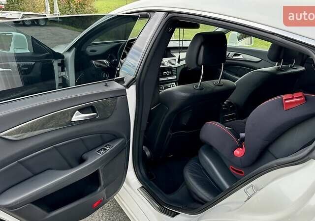 Мерседес ЦЛС-Класс 2014 в Киеве на Automoto.ua Белый Мерседес ЦЛС-Класс, объемом двигателя 2.14 л и пробегом 162 тыс. км за 18500 $, фото 17 на Automoto.ua