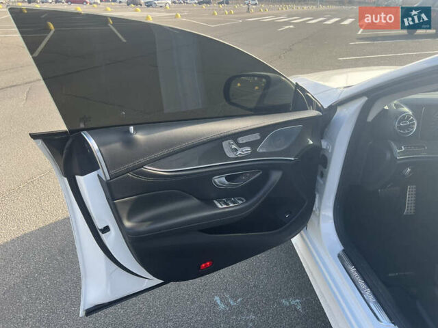 Мерседес ЦЛС-Класс 2018 в Киеве на Automoto.ua Белый Мерседес ЦЛС-Класс, объемом двигателя 3 л и пробегом 84 тыс. км за 43000 $, фото 6 на Automoto.ua