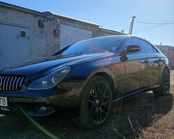 Черный Мерседес ЦЛС-Класс, объемом двигателя 3.5 л и пробегом 270 тыс. км за 10000 $, фото 4 на Automoto.ua