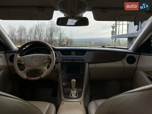 Черный Мерседес ЦЛС-Класс, объемом двигателя 3 л и пробегом 260 тыс. км за 10750 $, фото 28 на Automoto.ua