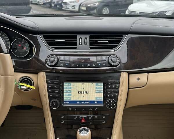 Черный Мерседес ЦЛС-Класс, объемом двигателя 3.5 л и пробегом 171 тыс. км за 9800 $, фото 28 на Automoto.ua