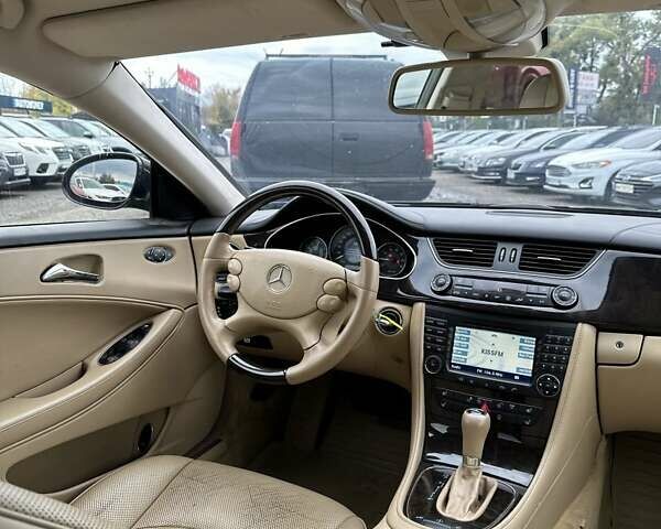 Черный Мерседес ЦЛС-Класс, объемом двигателя 3.5 л и пробегом 171 тыс. км за 9800 $, фото 24 на Automoto.ua