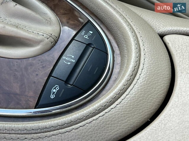 Черный Мерседес ЦЛС-Класс, объемом двигателя 3 л и пробегом 260 тыс. км за 10750 $, фото 32 на Automoto.ua