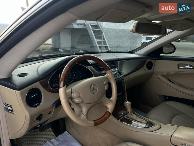 Черный Мерседес ЦЛС-Класс, объемом двигателя 3 л и пробегом 260 тыс. км за 10750 $, фото 29 на Automoto.ua
