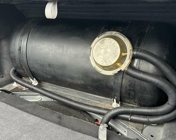 Черный Мерседес ЦЛС-Класс, объемом двигателя 3.5 л и пробегом 171 тыс. км за 9800 $, фото 14 на Automoto.ua