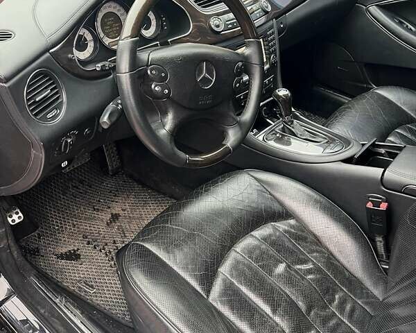 Черный Мерседес ЦЛС-Класс, объемом двигателя 3.5 л и пробегом 320 тыс. км за 9500 $, фото 3 на Automoto.ua