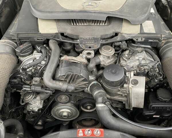 Черный Мерседес ЦЛС-Класс, объемом двигателя 3.5 л и пробегом 215 тыс. км за 10500 $, фото 13 на Automoto.ua