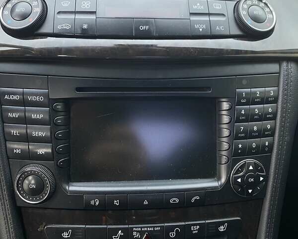 Черный Мерседес ЦЛС-Класс, объемом двигателя 3.5 л и пробегом 215 тыс. км за 10500 $, фото 10 на Automoto.ua