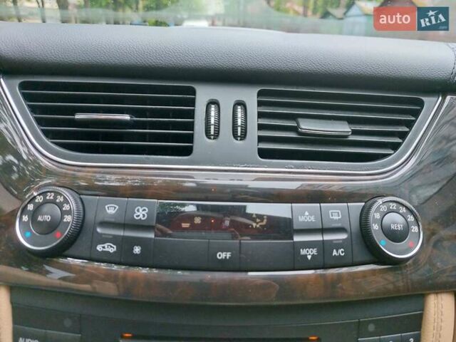 Черный Мерседес ЦЛС-Класс, объемом двигателя 3.5 л и пробегом 292 тыс. км за 10500 $, фото 20 на Automoto.ua