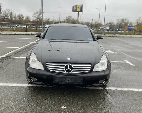 Черный Мерседес ЦЛС-Класс, объемом двигателя 3.5 л и пробегом 215 тыс. км за 10500 $, фото 1 на Automoto.ua