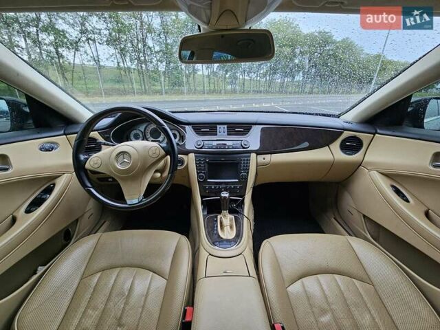 Черный Мерседес ЦЛС-Класс, объемом двигателя 3.5 л и пробегом 185 тыс. км за 11500 $, фото 15 на Automoto.ua