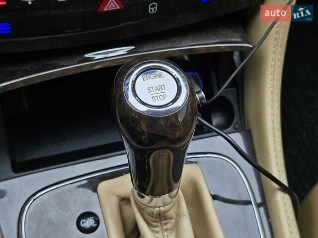 Черный Мерседес ЦЛС-Класс, объемом двигателя 3.5 л и пробегом 185 тыс. км за 11500 $, фото 21 на Automoto.ua