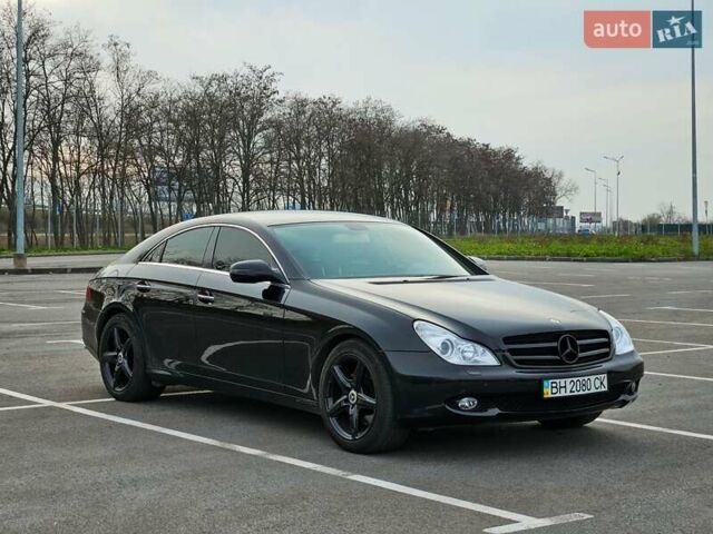 Черный Мерседес ЦЛС-Класс, объемом двигателя 3.5 л и пробегом 185 тыс. км за 11500 $, фото 1 на Automoto.ua