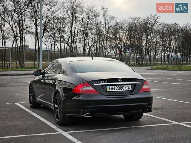 Черный Мерседес ЦЛС-Класс, объемом двигателя 3.5 л и пробегом 185 тыс. км за 11500 $, фото 6 на Automoto.ua