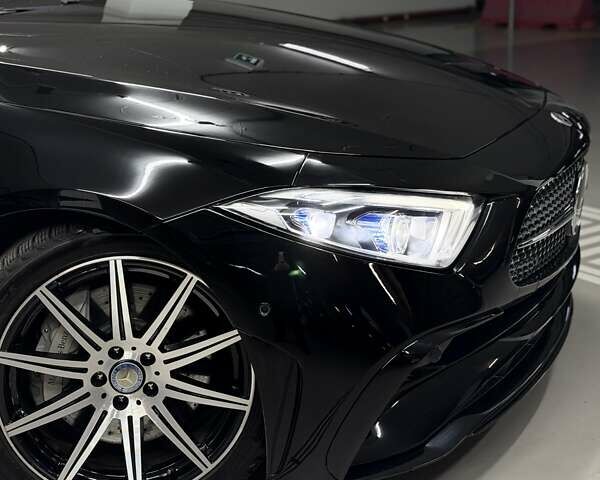 Черный Мерседес ЦЛС-Класс, объемом двигателя 3 л и пробегом 61 тыс. км за 62999 $, фото 2 на Automoto.ua