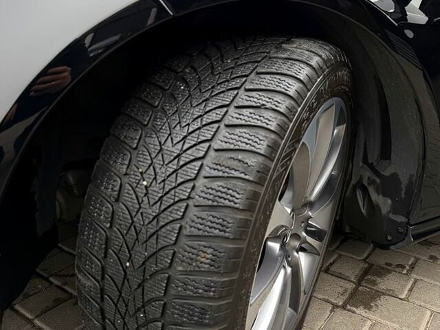 Черный Мерседес ЦЛС-Класс, объемом двигателя 2.1 л и пробегом 183 тыс. км за 22500 $, фото 11 на Automoto.ua