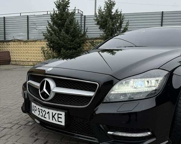 Черный Мерседес ЦЛС-Класс, объемом двигателя 2.1 л и пробегом 185 тыс. км за 22500 $, фото 19 на Automoto.ua