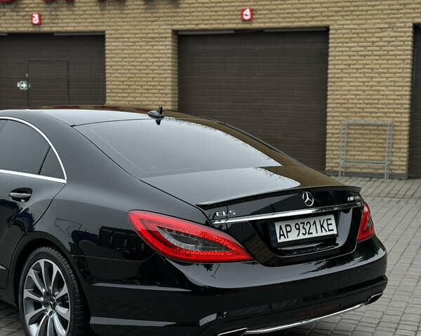 Черный Мерседес ЦЛС-Класс, объемом двигателя 2.1 л и пробегом 185 тыс. км за 22500 $, фото 16 на Automoto.ua