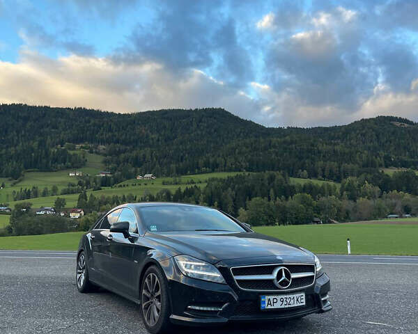 Черный Мерседес ЦЛС-Класс, объемом двигателя 2.1 л и пробегом 185 тыс. км за 22500 $, фото 48 на Automoto.ua