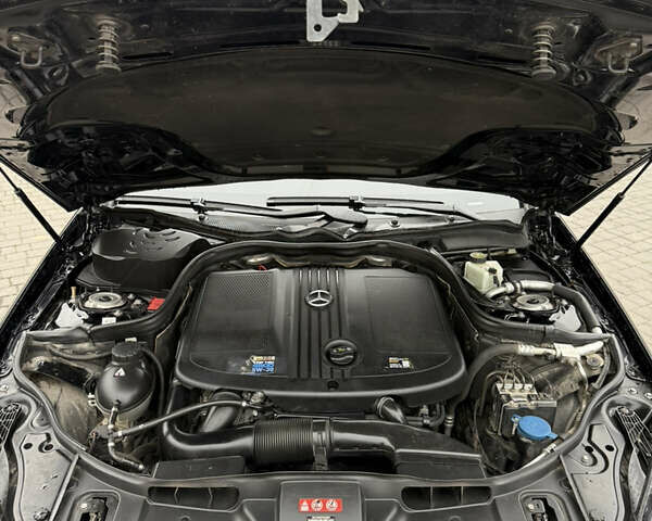 Черный Мерседес ЦЛС-Класс, объемом двигателя 2.1 л и пробегом 185 тыс. км за 22500 $, фото 21 на Automoto.ua