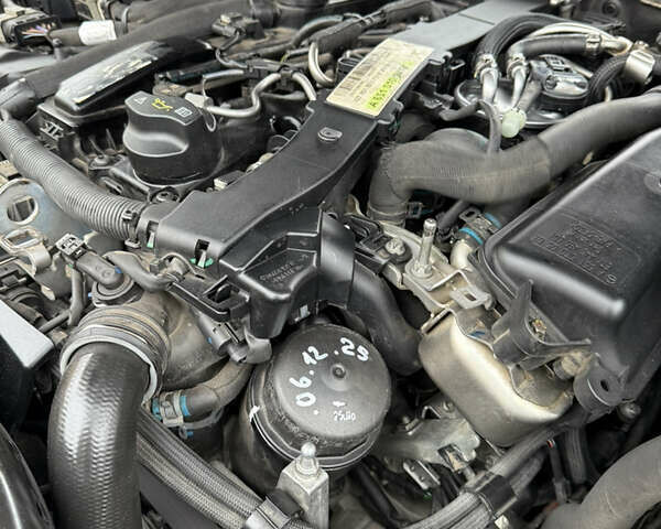 Черный Мерседес ЦЛС-Класс, объемом двигателя 2.1 л и пробегом 185 тыс. км за 22500 $, фото 24 на Automoto.ua