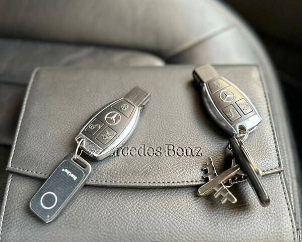 Чорний Мерседес ЦЛС-Клас, об'ємом двигуна 2.14 л та пробігом 192 тис. км за 19900 $, фото 16 на Automoto.ua