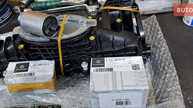 Черный Мерседес ЦЛС-Класс, объемом двигателя 2.1 л и пробегом 185 тыс. км за 22500 $, фото 43 на Automoto.ua