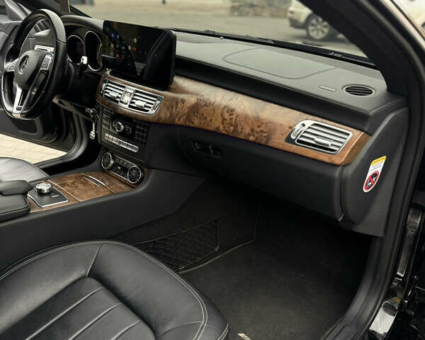 Черный Мерседес ЦЛС-Класс, объемом двигателя 2.1 л и пробегом 185 тыс. км за 22500 $, фото 37 на Automoto.ua