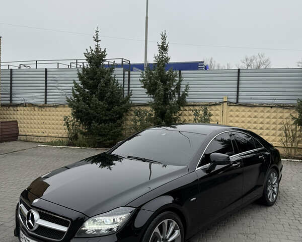Черный Мерседес ЦЛС-Класс, объемом двигателя 2.1 л и пробегом 185 тыс. км за 22500 $, фото 2 на Automoto.ua