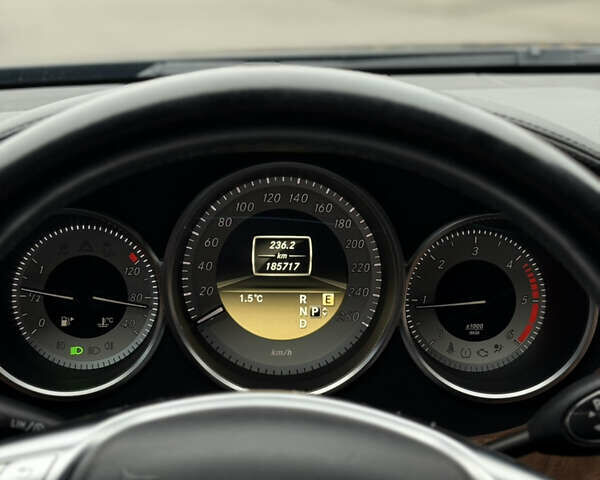 Черный Мерседес ЦЛС-Класс, объемом двигателя 2.1 л и пробегом 185 тыс. км за 22500 $, фото 27 на Automoto.ua