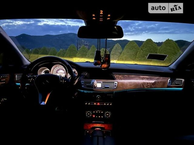 Чорний Мерседес ЦЛС-Клас, об'ємом двигуна 3 л та пробігом 276 тис. км за 19999 $, фото 9 на Automoto.ua