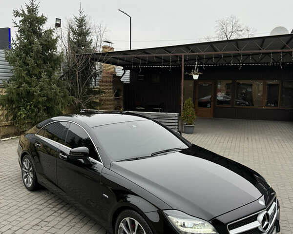 Черный Мерседес ЦЛС-Класс, объемом двигателя 2.1 л и пробегом 185 тыс. км за 22500 $, фото 9 на Automoto.ua