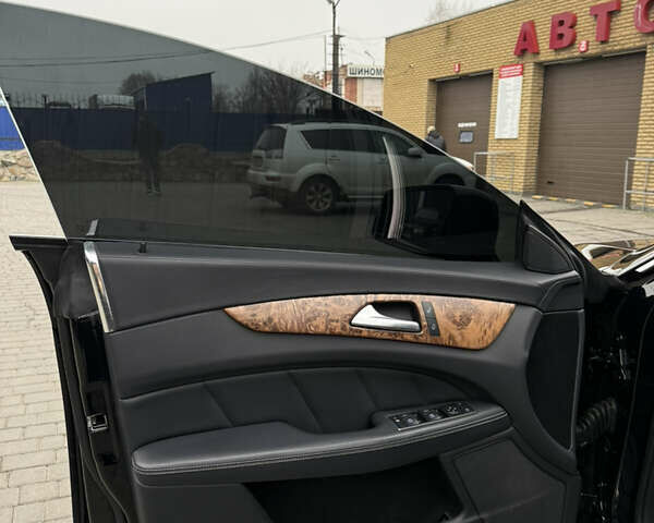 Черный Мерседес ЦЛС-Класс, объемом двигателя 2.1 л и пробегом 185 тыс. км за 22500 $, фото 38 на Automoto.ua