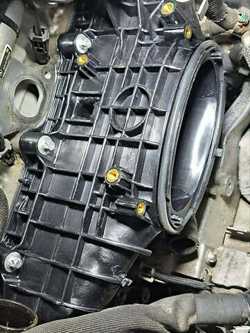 Черный Мерседес ЦЛС-Класс, объемом двигателя 2.1 л и пробегом 185 тыс. км за 22500 $, фото 45 на Automoto.ua