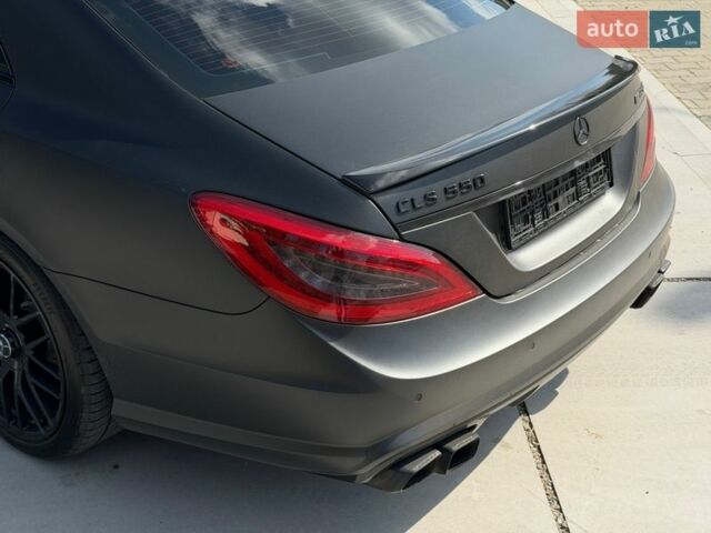Чорний Мерседес ЦЛС-Клас, об'ємом двигуна 4.66 л та пробігом 180 тис. км за 24900 $, фото 11 на Automoto.ua