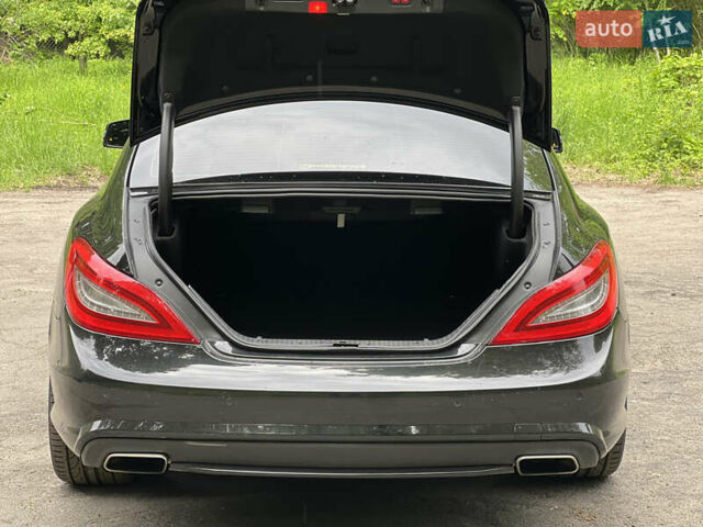 Мерседес ЦЛС-Класс 2012 в Киеве на Automoto.ua Черный Мерседес ЦЛС-Класс, объемом двигателя 4.66 л и пробегом 189 тыс. км за 18999 $, фото 15 на Automoto.ua