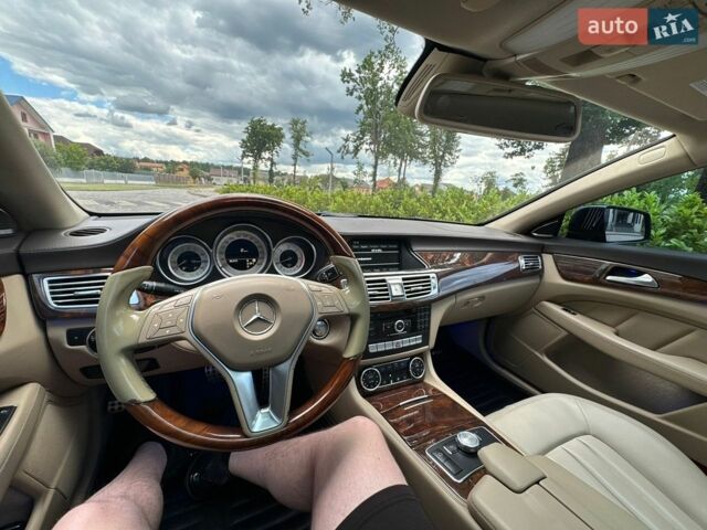 Черный Мерседес ЦЛС-Класс, объемом двигателя 3 л и пробегом 275 тыс. км за 16900 $, фото 45 на Automoto.ua
