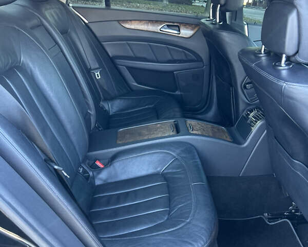 Чорний Мерседес ЦЛС-Клас, об'ємом двигуна 2.2 л та пробігом 280 тис. км за 20800 $, фото 21 на Automoto.ua