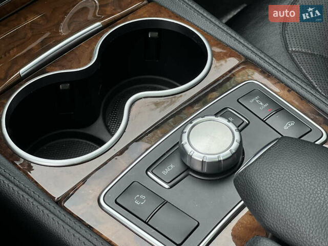 Мерседес ЦЛС-Класс 2012 в Киеве на Automoto.ua Черный Мерседес ЦЛС-Класс, объемом двигателя 4.66 л и пробегом 189 тыс. км за 18999 $, фото 32 на Automoto.ua