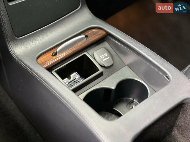 Мерседес ЦЛС-Класс 2012 в Киеве на Automoto.ua Черный Мерседес ЦЛС-Класс, объемом двигателя 4.66 л и пробегом 189 тыс. км за 18999 $, фото 31 на Automoto.ua