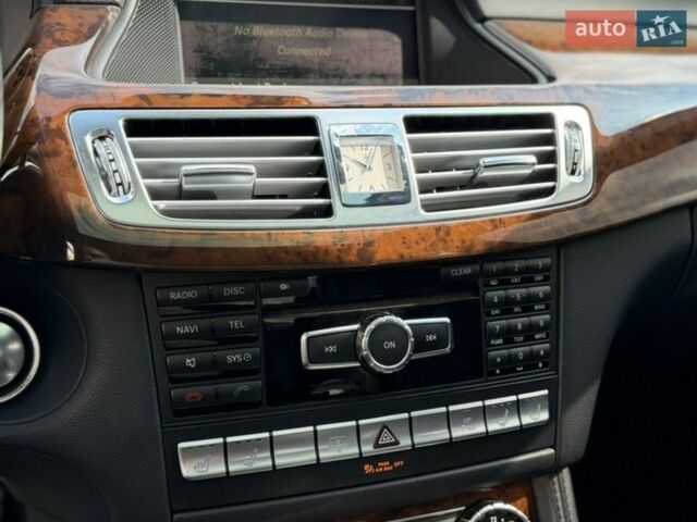 Черный Мерседес ЦЛС-Класс, объемом двигателя 4.66 л и пробегом 198 тыс. км за 16800 $, фото 24 на Automoto.ua