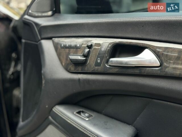 Чорний Мерседес ЦЛС-Клас, об'ємом двигуна 4.66 л та пробігом 230 тис. км за 17500 $, фото 28 на Automoto.ua