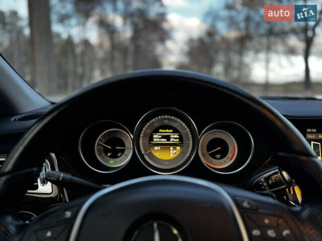 Черный Мерседес ЦЛС-Класс, объемом двигателя 4.66 л и пробегом 195 тыс. км за 17000 $, фото 22 на Automoto.ua