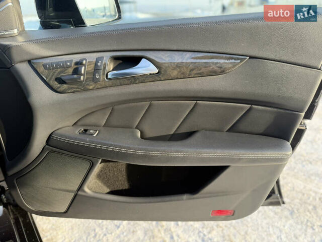 Черный Мерседес ЦЛС-Класс, объемом двигателя 3.5 л и пробегом 221 тыс. км за 17000 $, фото 47 на Automoto.ua